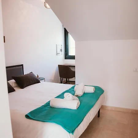 Casadiella, Con Terraza Y Piscina, Playa 3 Km Vut-5630-as アパート リャネス